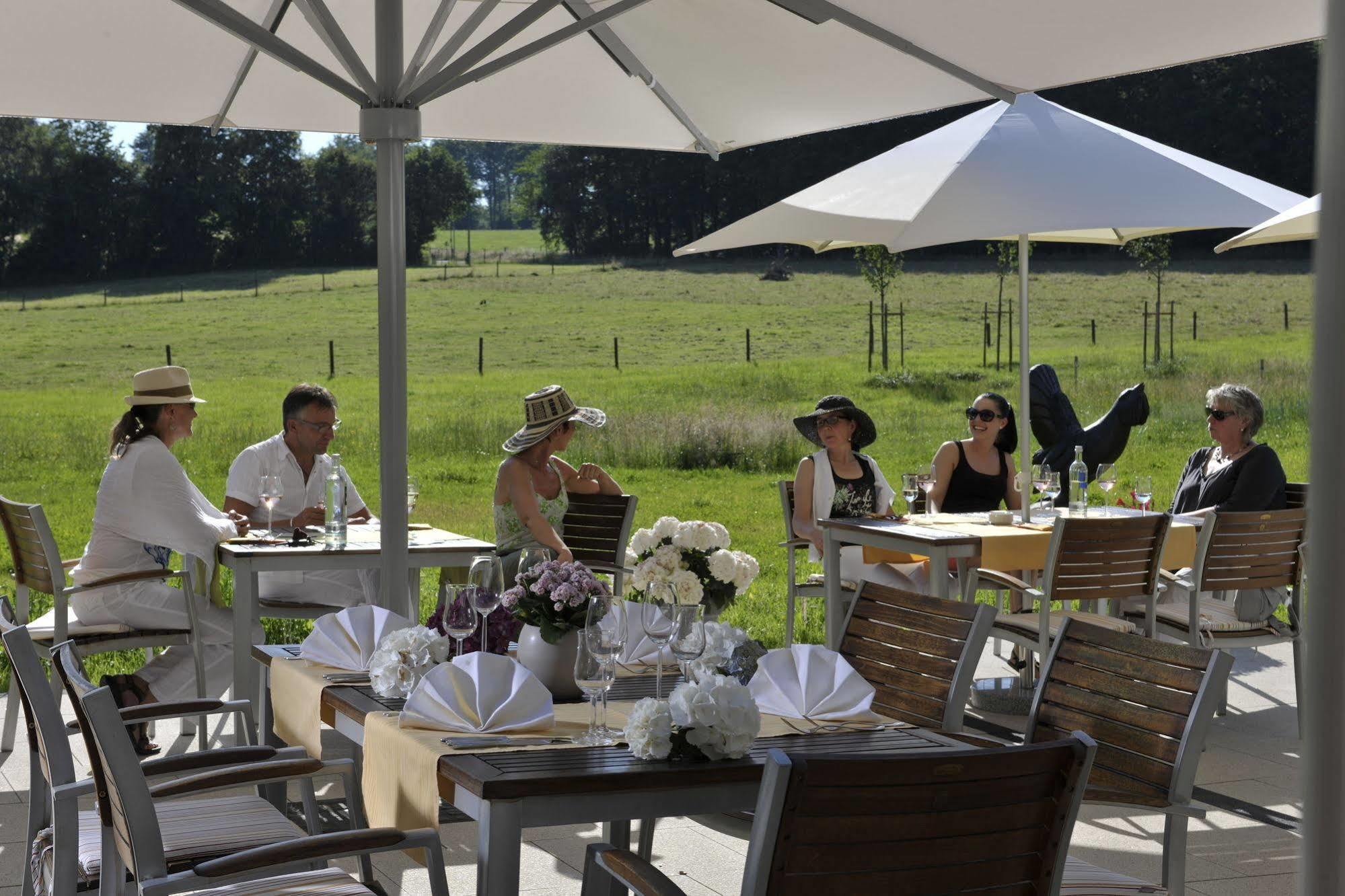 Klosterkumbd Landidyll Hotel Restaurant Birkenhof מראה חיצוני תמונה